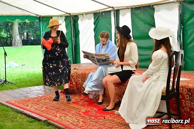 Zdjęcie w galerii na portalu naszraciborz.pl: Faceci w kiltach, czyli Szkocka Intryga w wojnowickim pałacu wiadomości z regionu