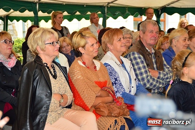 Zdjęcie w galerii na portalu naszraciborz.pl: Faceci w kiltach, czyli Szkocka Intryga w wojnowickim pałacu wiadomości z regionu