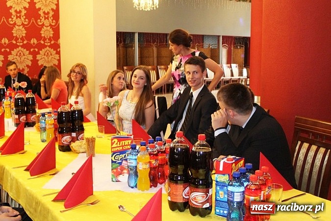 Zdjęcie w galerii na portalu naszraciborz.pl: Bal trzecioklasistów z Gimnazjum nr 5 wiadomości z regionu