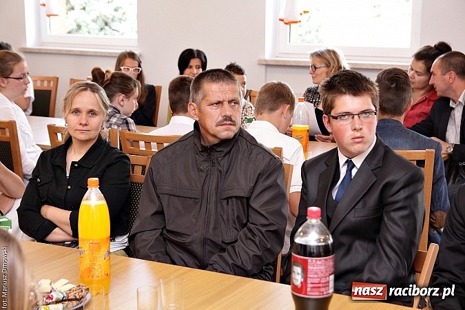 Zdjęcie w galerii na portalu naszraciborz.pl: Wójt Rudnika uhonorował prymusów wiadomości z regionu