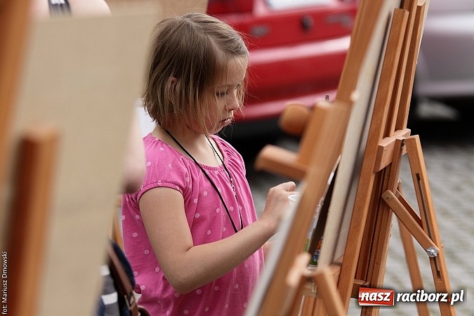Zdjęcie w galerii na portalu naszraciborz.pl: Koncert jubileuszowy z okazji 30-lecia raciborskiego Młodzieżowego Domu Kultury w Raciborzu na zamku za nami  wiadomości z regionu