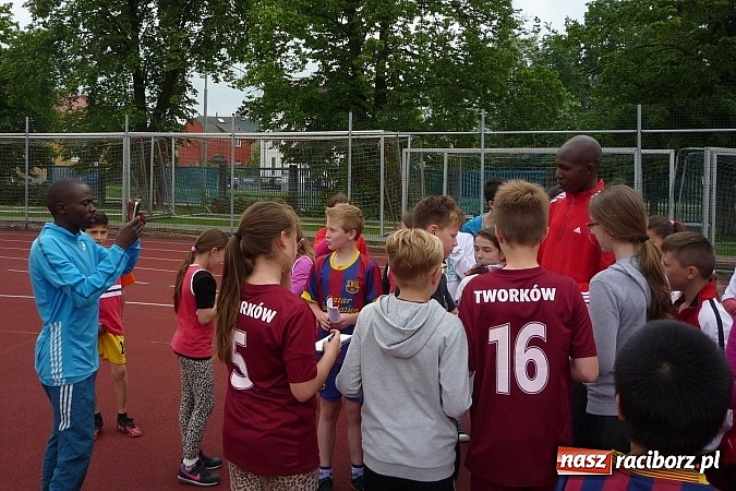 Zdjęcie w galerii na portalu naszraciborz.pl: Uczniowie z Tworkowa na mityngu w Ostrawie wiadomości z regionu