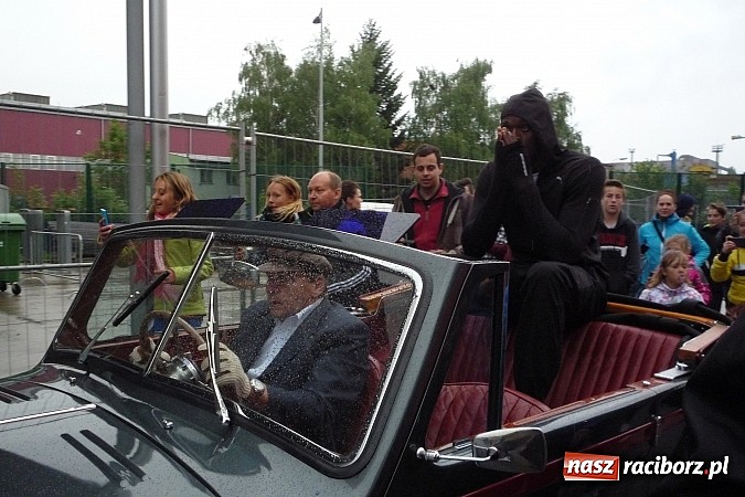 Zdjęcie w galerii na portalu naszraciborz.pl: Uczniowie z Tworkowa na mityngu w Ostrawie wiadomości z regionu