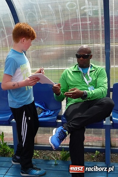 Zdjęcie w galerii na portalu naszraciborz.pl: Uczniowie z Tworkowa na mityngu w Ostrawie wiadomości z regionu