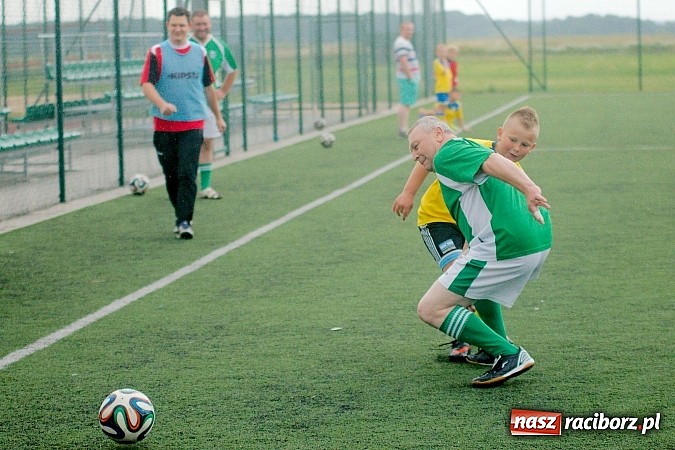 Zdjęcie w galerii na portalu naszraciborz.pl: Podsumowanie sezonu w Tworkowie. Orliki i trampkarze lepsi od rodziców wiadomości z regionu