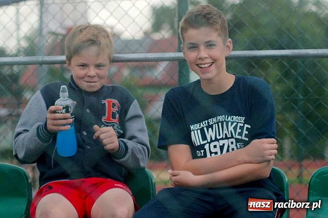 Zdjęcie w galerii na portalu naszraciborz.pl: Podsumowanie sezonu w Tworkowie. Orliki i trampkarze lepsi od rodziców wiadomości z regionu