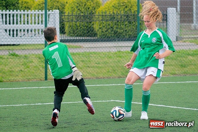 Zdjęcie w galerii na portalu naszraciborz.pl: Podsumowanie sezonu w Tworkowie. Orliki i trampkarze lepsi od rodziców wiadomości z regionu