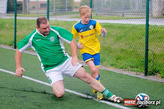 Zdjęcie w galerii na portalu naszraciborz.pl: Podsumowanie sezonu w Tworkowie. Orliki i trampkarze lepsi od rodziców wiadomości z regionu