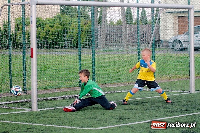 Zdjęcie w galerii na portalu naszraciborz.pl: Podsumowanie sezonu w Tworkowie. Orliki i trampkarze lepsi od rodziców wiadomości z regionu