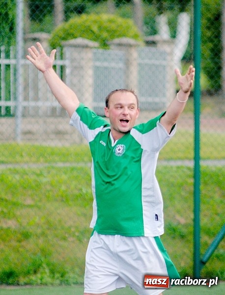 Zdjęcie w galerii na portalu naszraciborz.pl: Podsumowanie sezonu w Tworkowie. Orliki i trampkarze lepsi od rodziców wiadomości z regionu
