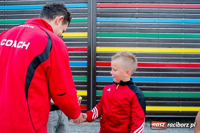 Zdjęcie w galerii na portalu naszraciborz.pl: Podsumowanie sezonu w Tworkowie. Orliki i trampkarze lepsi od rodziców wiadomości z regionu