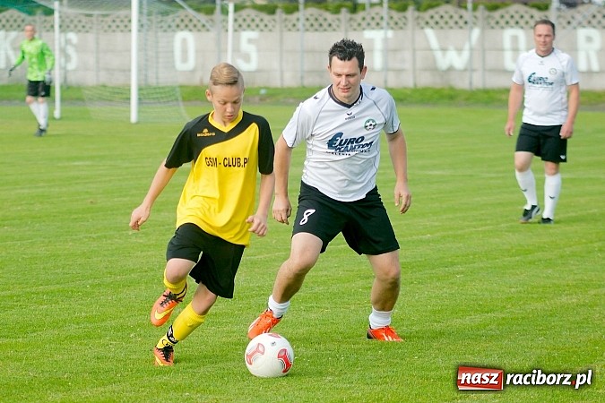 Zdjęcie w galerii na portalu naszraciborz.pl: Podsumowanie sezonu w Tworkowie. Orliki i trampkarze lepsi od rodziców wiadomości z regionu
