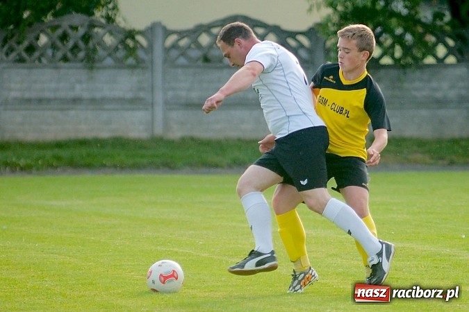 Zdjęcie w galerii na portalu naszraciborz.pl: Podsumowanie sezonu w Tworkowie. Orliki i trampkarze lepsi od rodziców wiadomości z regionu