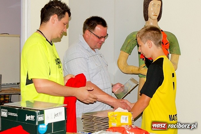 Zdjęcie w galerii na portalu naszraciborz.pl: Podsumowanie sezonu w Tworkowie. Orliki i trampkarze lepsi od rodziców wiadomości z regionu