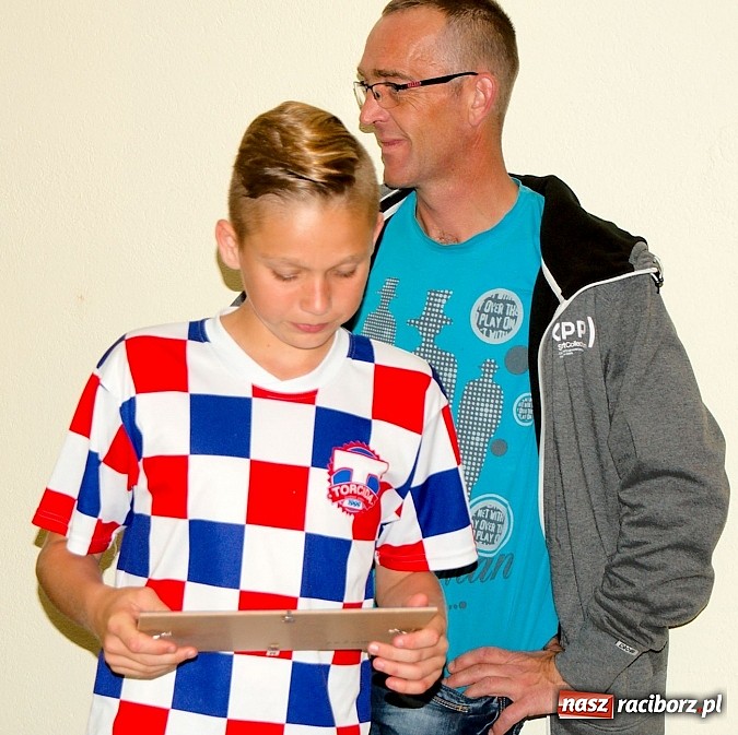 Zdjęcie w galerii na portalu naszraciborz.pl: Podsumowanie sezonu w Tworkowie. Orliki i trampkarze lepsi od rodziców wiadomości z regionu