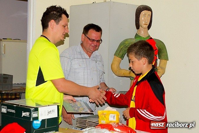 Zdjęcie w galerii na portalu naszraciborz.pl: Podsumowanie sezonu w Tworkowie. Orliki i trampkarze lepsi od rodziców wiadomości z regionu