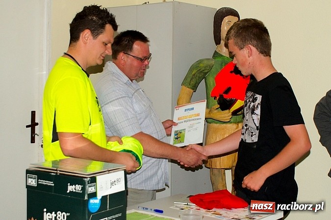 Zdjęcie w galerii na portalu naszraciborz.pl: Podsumowanie sezonu w Tworkowie. Orliki i trampkarze lepsi od rodziców wiadomości z regionu