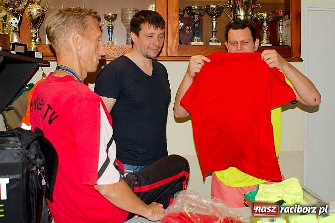 Zdjęcie w galerii na portalu naszraciborz.pl: Podsumowanie sezonu w Tworkowie. Orliki i trampkarze lepsi od rodziców wiadomości z regionu