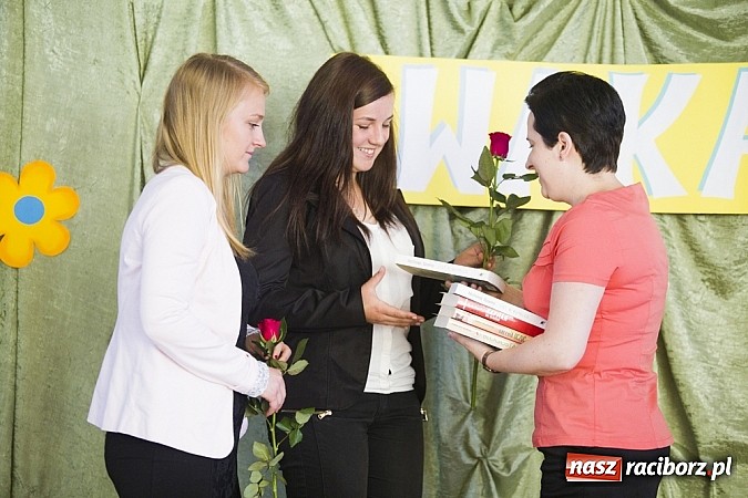 Zdjęcie w galerii na portalu naszraciborz.pl: Zakończenie roku szkolnego w Ekonomiku wiadomości z regionu