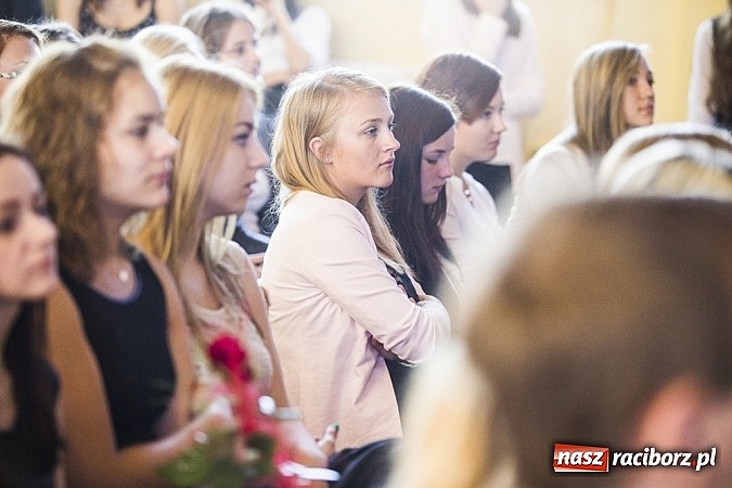 Zdjęcie w galerii na portalu naszraciborz.pl: Zakończenie roku szkolnego w Ekonomiku wiadomości z regionu