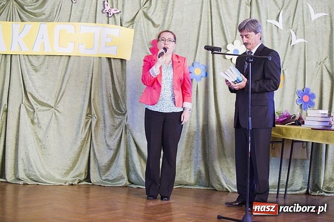 Zdjęcie w galerii na portalu naszraciborz.pl: Zakończenie roku szkolnego w Ekonomiku wiadomości z regionu
