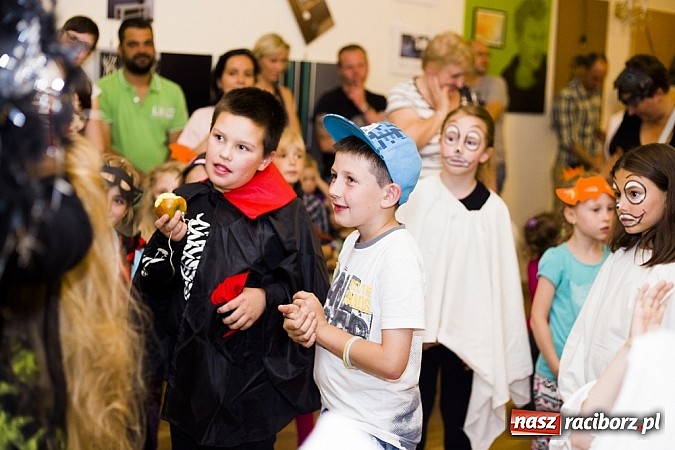 Zdjęcie w galerii na portalu naszraciborz.pl: Powitanie wakacji na zamku, czyli IV Zamkowa Noc z Duchami  wiadomości z regionu