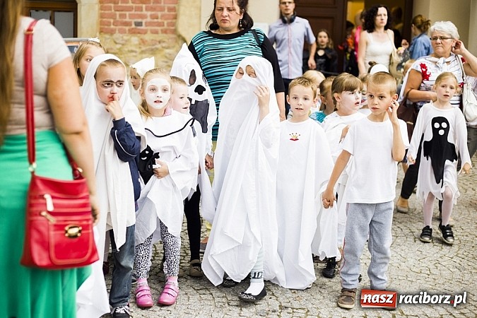 Zdjęcie w galerii na portalu naszraciborz.pl: Powitanie wakacji na zamku, czyli IV Zamkowa Noc z Duchami  wiadomości z regionu
