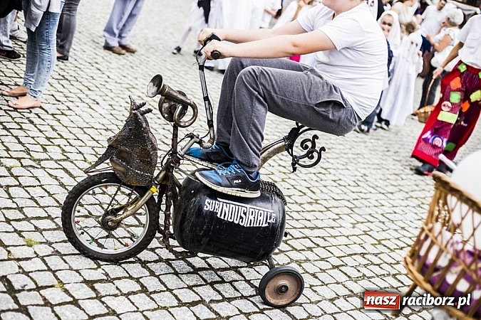 Zdjęcie w galerii na portalu naszraciborz.pl: Powitanie wakacji na zamku, czyli IV Zamkowa Noc z Duchami  wiadomości z regionu