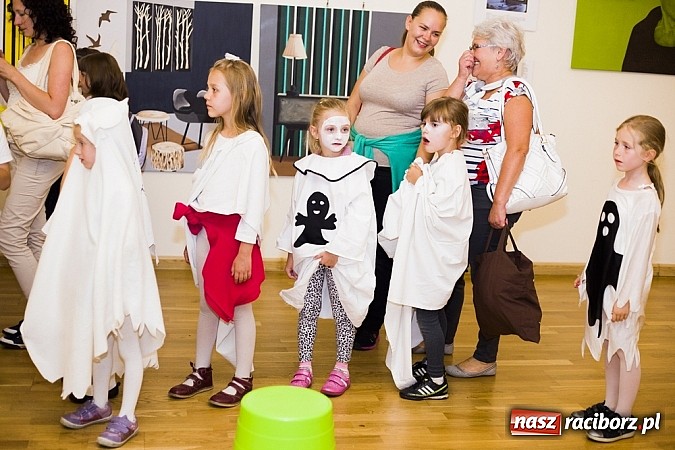 Zdjęcie w galerii na portalu naszraciborz.pl: Powitanie wakacji na zamku, czyli IV Zamkowa Noc z Duchami  wiadomości z regionu