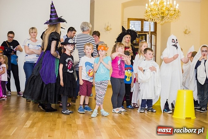 Zdjęcie w galerii na portalu naszraciborz.pl: Powitanie wakacji na zamku, czyli IV Zamkowa Noc z Duchami  wiadomości z regionu