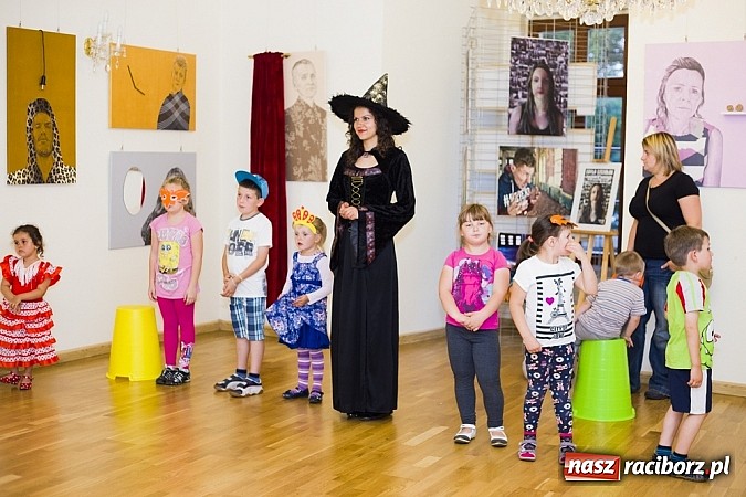 Zdjęcie w galerii na portalu naszraciborz.pl: Powitanie wakacji na zamku, czyli IV Zamkowa Noc z Duchami  wiadomości z regionu