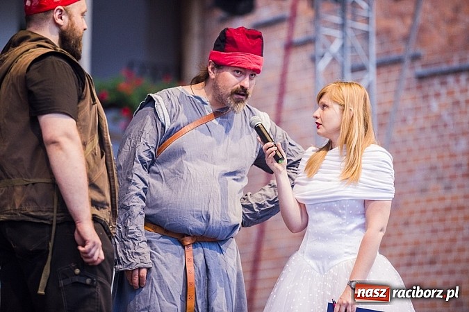 Zdjęcie w galerii na portalu naszraciborz.pl: Powitanie wakacji na zamku, czyli IV Zamkowa Noc z Duchami  wiadomości z regionu