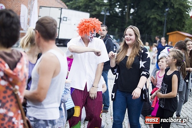Zdjęcie w galerii na portalu naszraciborz.pl: Powitanie wakacji na zamku, czyli IV Zamkowa Noc z Duchami  wiadomości z regionu