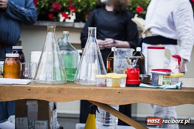 Zdjęcie w galerii na portalu naszraciborz.pl: Powitanie wakacji na zamku, czyli IV Zamkowa Noc z Duchami  wiadomości z regionu