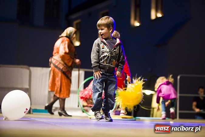 Zdjęcie w galerii na portalu naszraciborz.pl: Powitanie wakacji na zamku, czyli IV Zamkowa Noc z Duchami  wiadomości z regionu