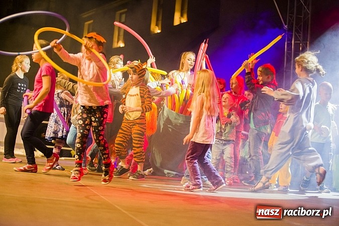 Zdjęcie w galerii na portalu naszraciborz.pl: Powitanie wakacji na zamku, czyli IV Zamkowa Noc z Duchami  wiadomości z regionu