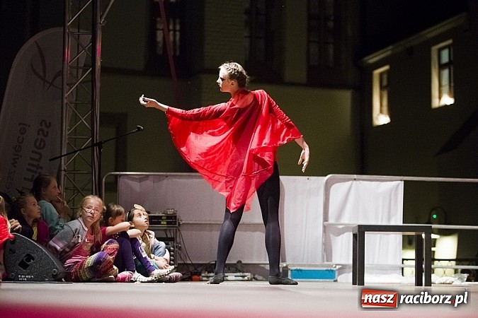 Zdjęcie w galerii na portalu naszraciborz.pl: Powitanie wakacji na zamku, czyli IV Zamkowa Noc z Duchami  wiadomości z regionu