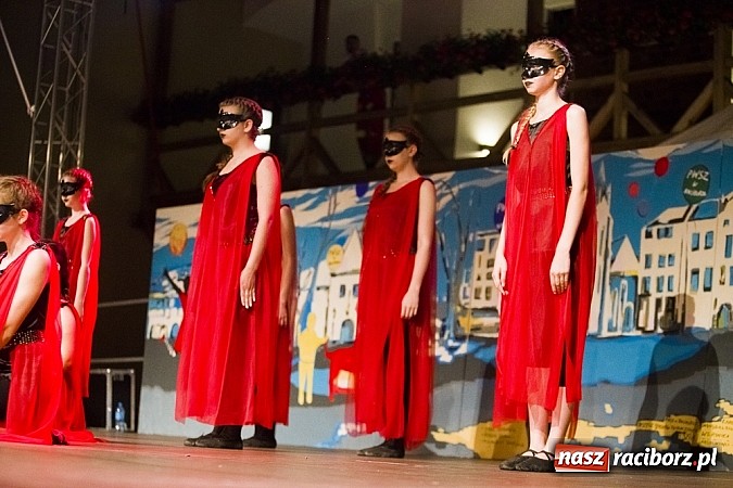 Zdjęcie w galerii na portalu naszraciborz.pl: Powitanie wakacji na zamku, czyli IV Zamkowa Noc z Duchami  wiadomości z regionu