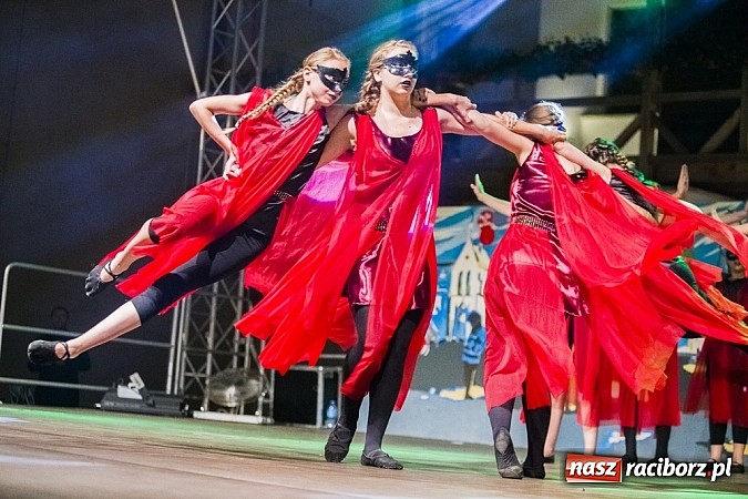 Zdjęcie w galerii na portalu naszraciborz.pl: Powitanie wakacji na zamku, czyli IV Zamkowa Noc z Duchami  wiadomości z regionu