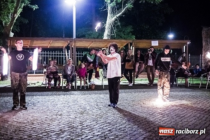 Zdjęcie w galerii na portalu naszraciborz.pl: Powitanie wakacji na zamku, czyli IV Zamkowa Noc z Duchami  wiadomości z regionu