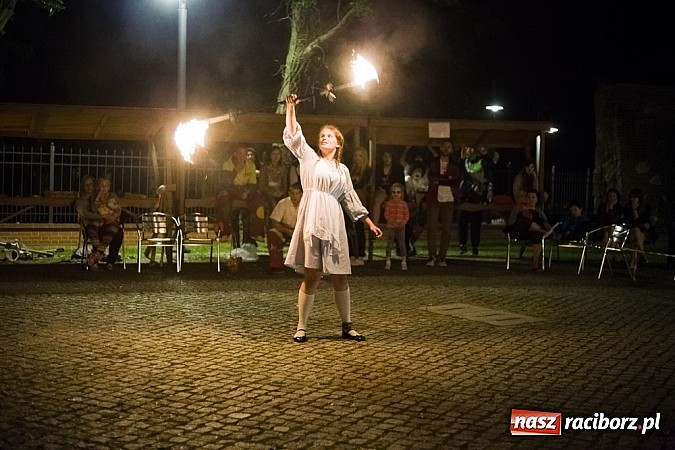 Zdjęcie w galerii na portalu naszraciborz.pl: Powitanie wakacji na zamku, czyli IV Zamkowa Noc z Duchami  wiadomości z regionu
