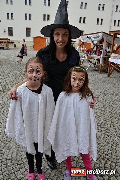 Zdjęcie w galerii na portalu naszraciborz.pl: Powitanie wakacji na zamku, czyli IV Zamkowa Noc z Duchami  wiadomości z regionu