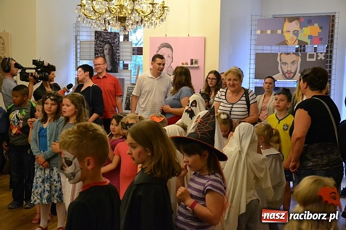 Zdjęcie w galerii na portalu naszraciborz.pl: Powitanie wakacji na zamku, czyli IV Zamkowa Noc z Duchami  wiadomości z regionu