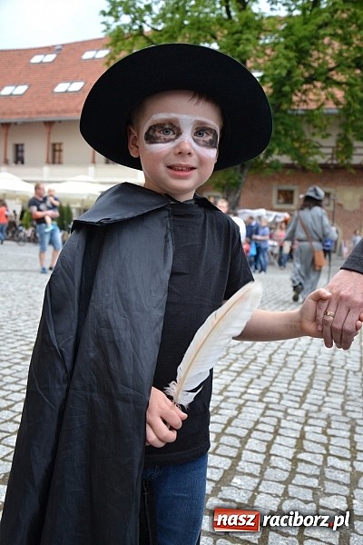 Zdjęcie w galerii na portalu naszraciborz.pl: Powitanie wakacji na zamku, czyli IV Zamkowa Noc z Duchami  wiadomości z regionu