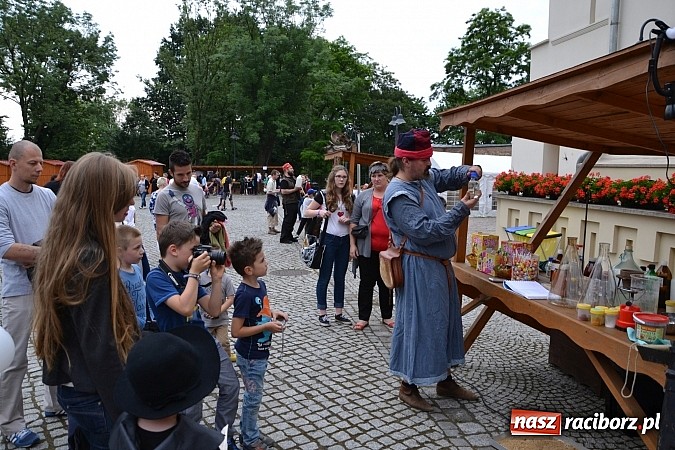Zdjęcie w galerii na portalu naszraciborz.pl: Powitanie wakacji na zamku, czyli IV Zamkowa Noc z Duchami  wiadomości z regionu