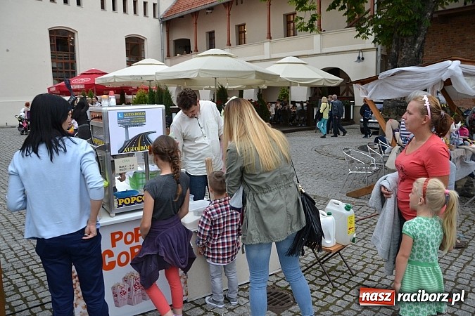 Zdjęcie w galerii na portalu naszraciborz.pl: Powitanie wakacji na zamku, czyli IV Zamkowa Noc z Duchami  wiadomości z regionu