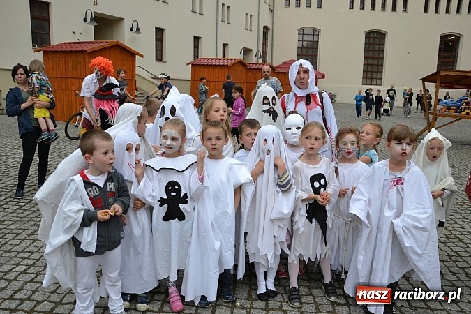 Zdjęcie w galerii na portalu naszraciborz.pl: Powitanie wakacji na zamku, czyli IV Zamkowa Noc z Duchami  wiadomości z regionu