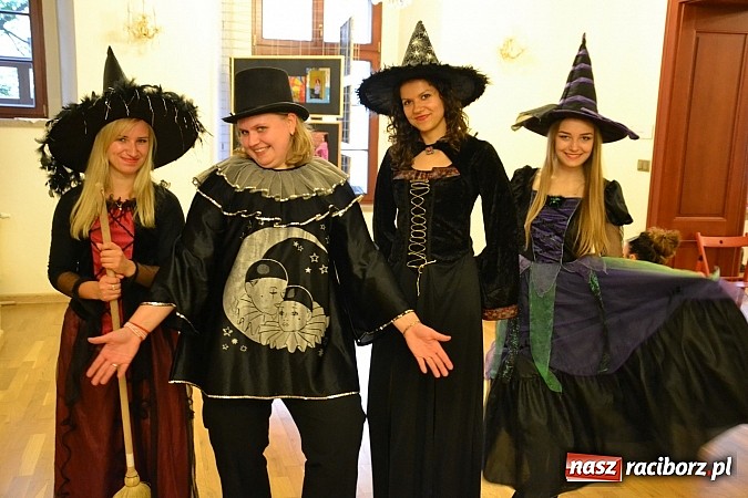 Zdjęcie w galerii na portalu naszraciborz.pl: Powitanie wakacji na zamku, czyli IV Zamkowa Noc z Duchami  wiadomości z regionu