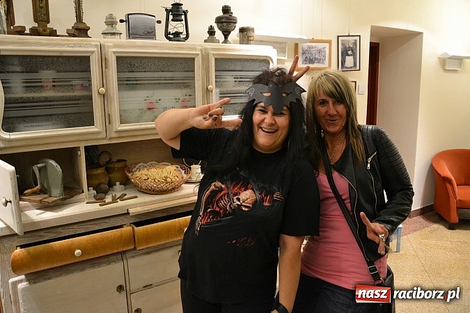 Zdjęcie w galerii na portalu naszraciborz.pl: Powitanie wakacji na zamku, czyli IV Zamkowa Noc z Duchami  wiadomości z regionu