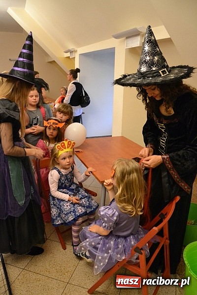 Zdjęcie w galerii na portalu naszraciborz.pl: Powitanie wakacji na zamku, czyli IV Zamkowa Noc z Duchami  wiadomości z regionu